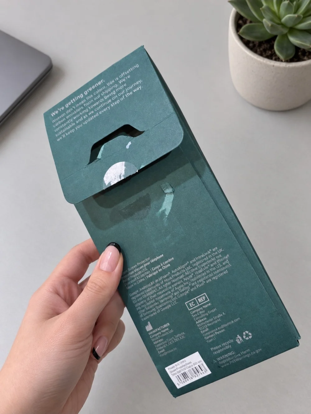MOUS 2 Pack iPhone 16 tempered glass screen protector Open Box